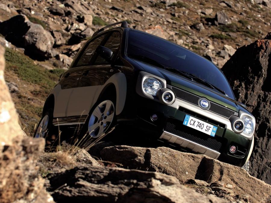  Fiat Panda Cross 2005 года  (фото 29 из 48)